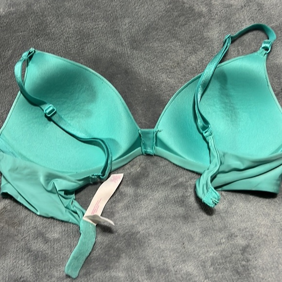 Victorias Secret Teal Bra and Pantie - Picture 7 of 8